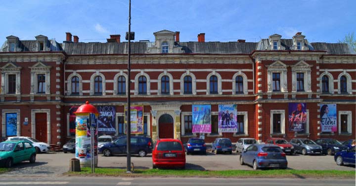 Zdjęcie budynku filii nr 4 MBP w Rudzie Śląskiej